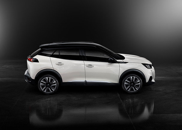 Nuova Peugeot 2008: nuove foto ufficiali