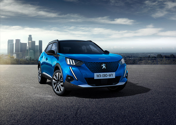 Nuova Peugeot 2008: nuove foto ufficiali