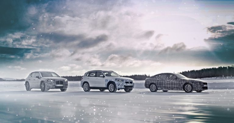 Nuova Bmw i4, le immagini