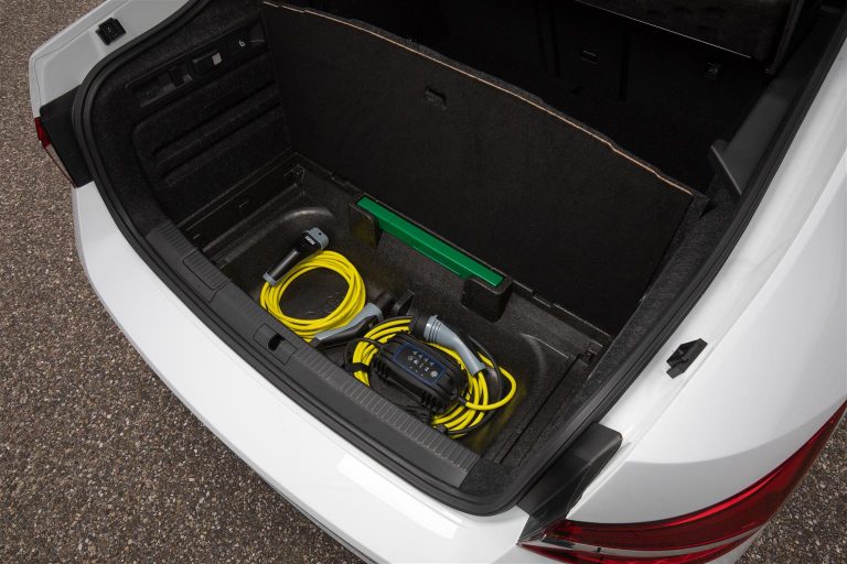 Skoda Superb iV: nuove immagini