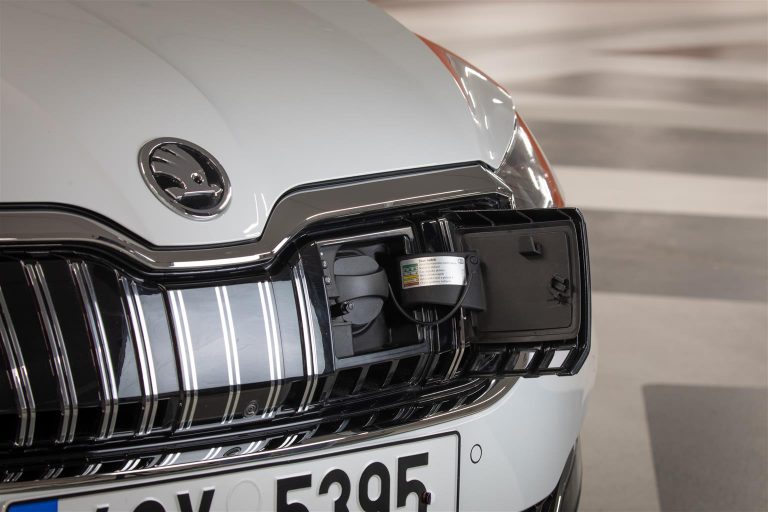 Skoda Superb iV: nuove immagini
