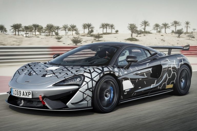 McLaren 620R 2020: immagini ufficiali