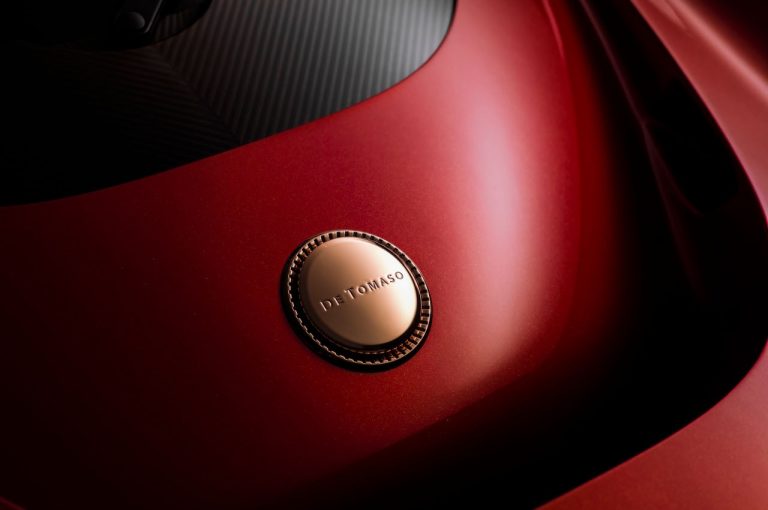 De Tomaso P72, estetica, tecnica, progettazione: immagini ufficiali