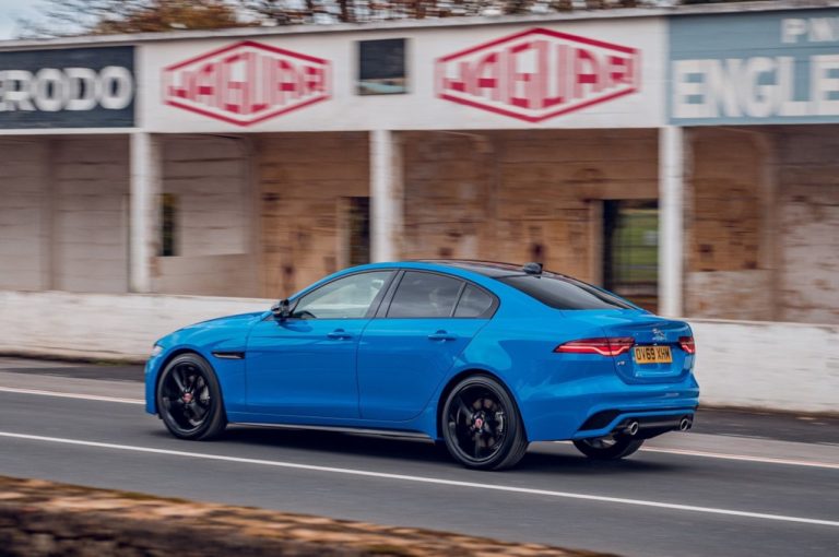 Jaguar XE Reims Edition 2020: immagini ufficiali