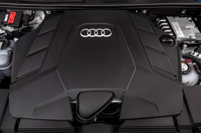Audi Q7 TFSI e quattro 2020: immagini ufficiali