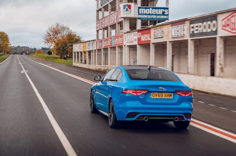 Jaguar XE Reims Edition 2020: immagini ufficiali