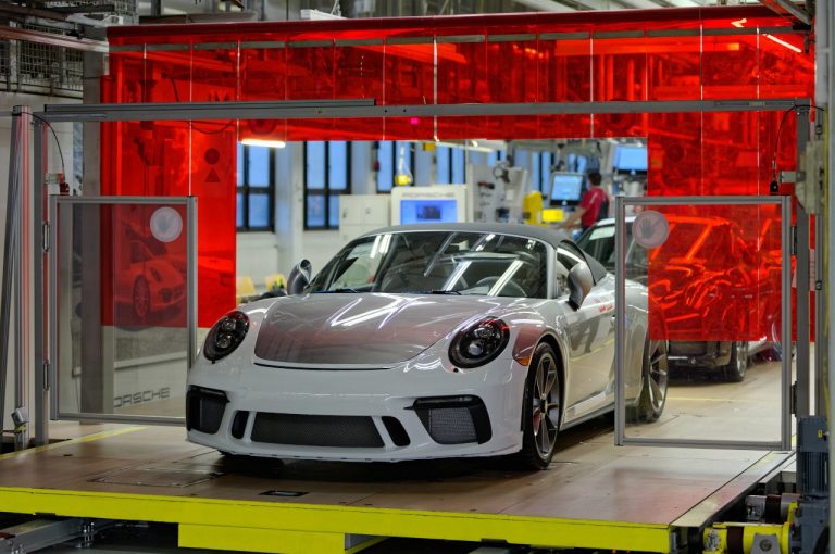 Porsche 911 serie 991, l'ultimo esemplare e la storia nelle immagini