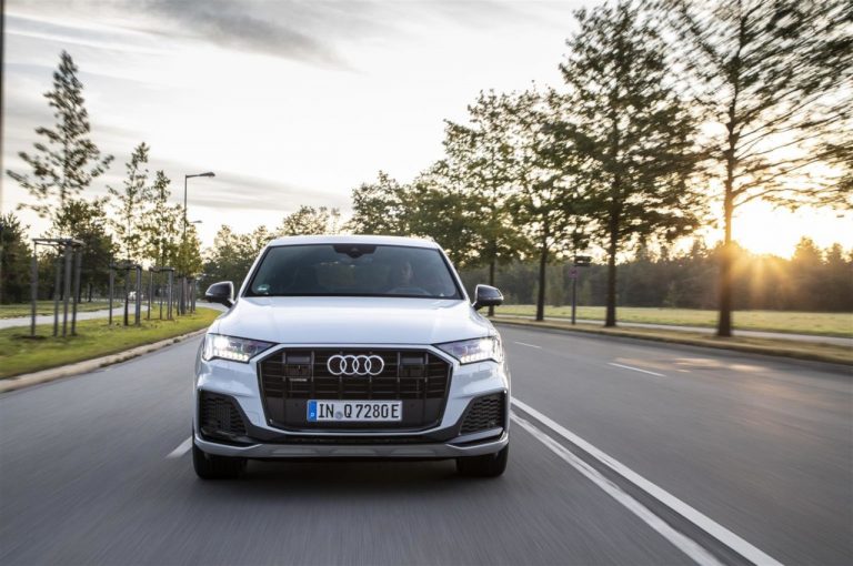 Audi Q7 TFSI e quattro 2020: immagini ufficiali