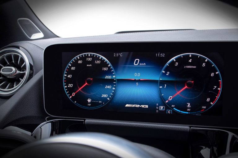 Mercedes GLA 35 AMG 2020: immagini ufficiali