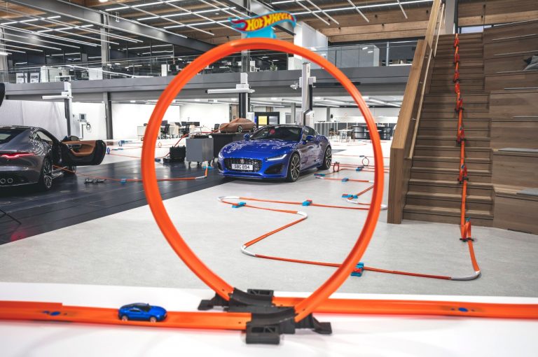 Jaguar F-Type 2020: immagini ufficiali