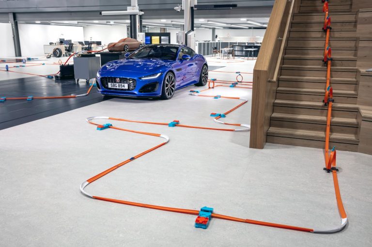 Jaguar F-Type 2020: immagini ufficiali