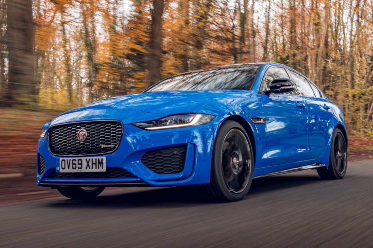 Jaguar XE Reims Edition 2020: immagini ufficiali