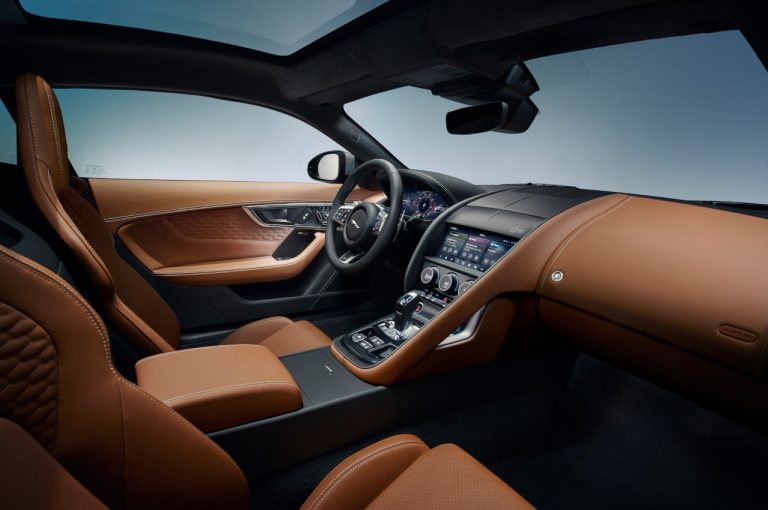 Jaguar F-Type 2020: immagini ufficiali