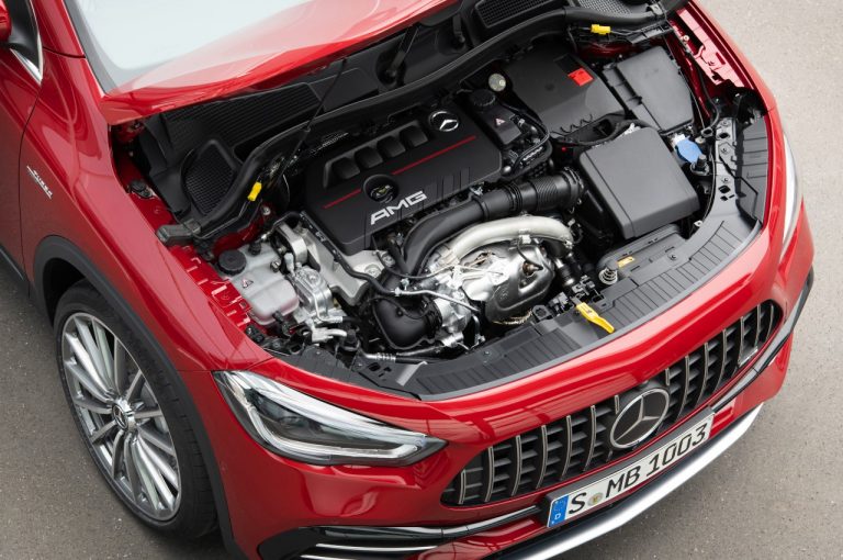Mercedes GLA 35 AMG 2020: immagini ufficiali