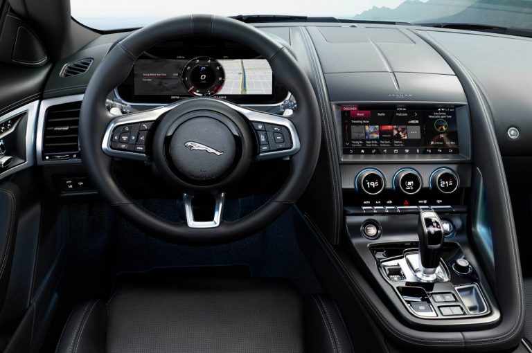 Jaguar F-Type 2020: immagini ufficiali