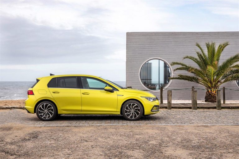 Volkswagen Golf 8: nuove immagini ufficiali