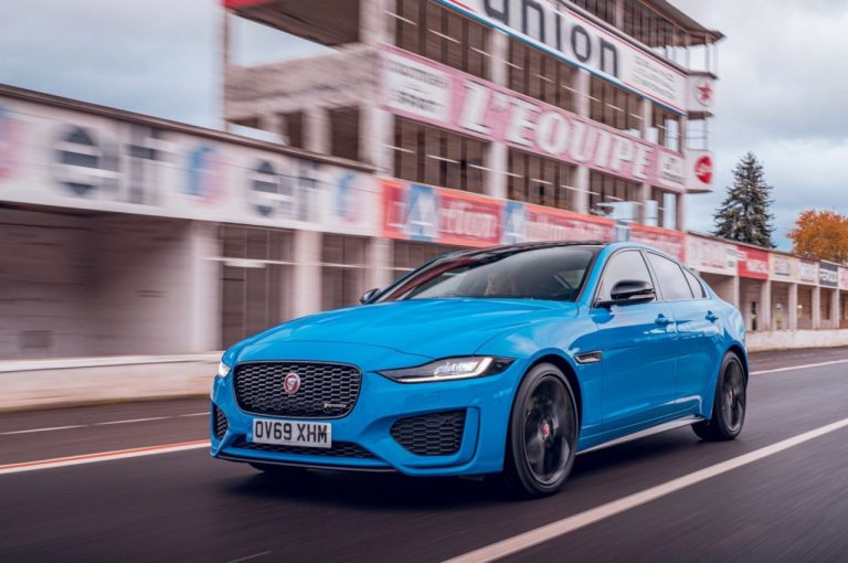 Jaguar XE Reims Edition 2020: immagini ufficiali
