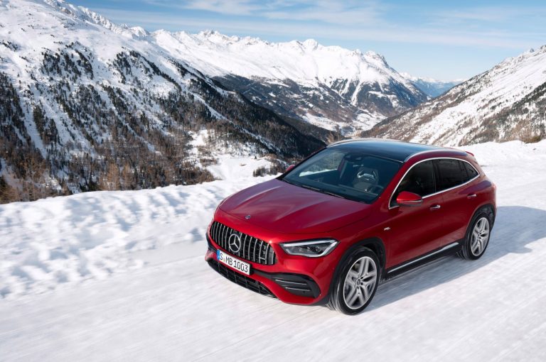 Mercedes GLA 35 AMG 2020: immagini ufficiali