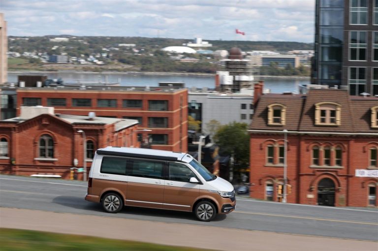 Volkswagen California 6.1 2020: immagini ufficiali