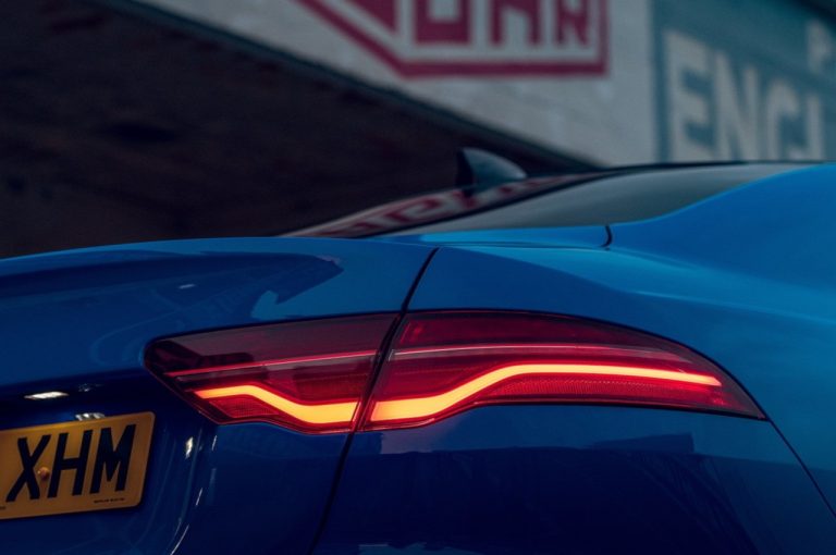 Jaguar XE Reims Edition 2020: immagini ufficiali