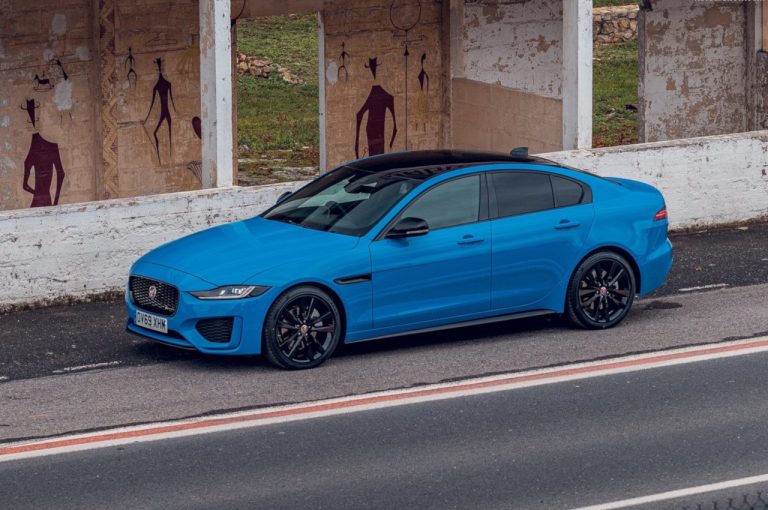 Jaguar XE Reims Edition 2020: immagini ufficiali