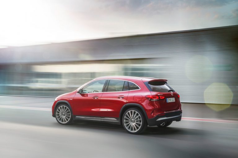 Mercedes GLA 35 AMG 2020: immagini ufficiali