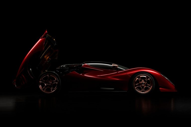 De Tomaso P72, estetica, tecnica, progettazione: immagini ufficiali