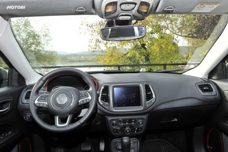 Jeep Compass Trailhawk: la prova su strada