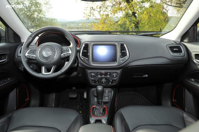 Jeep Compass Trailhawk: la prova su strada