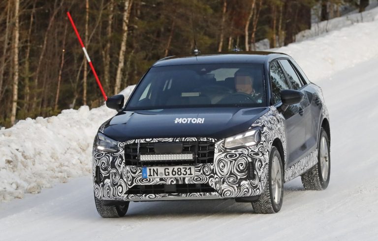 Audi Q2 restyling: le foto spia
