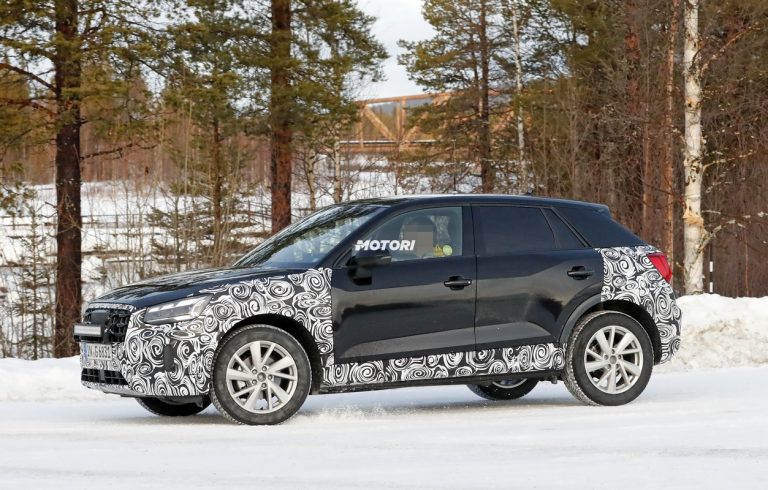 Audi Q2 restyling: le foto spia