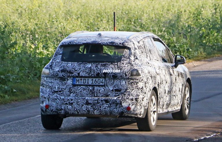 Nuova Bmw Serie 2 Active Tourer: le foto spia