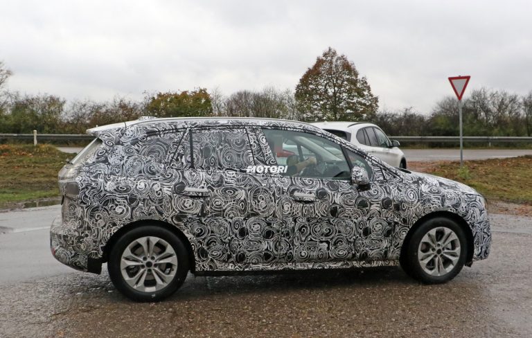Nuova Bmw Serie 2 Active Tourer: le foto spia