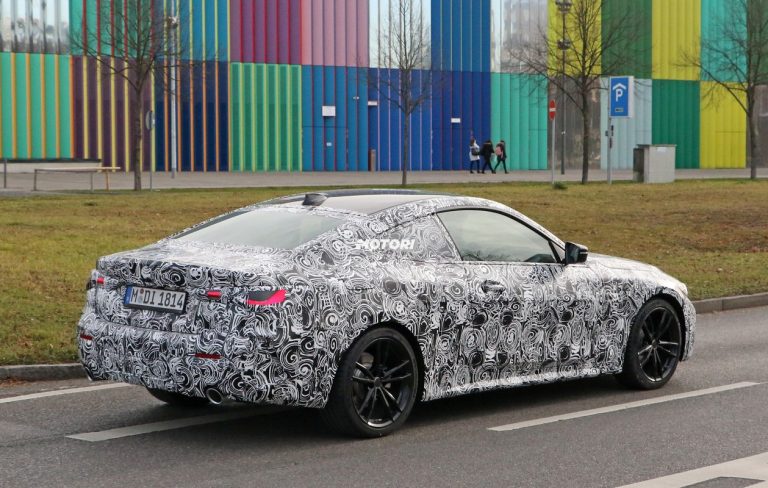 BMW Serie 4: le foto spia