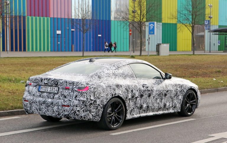 BMW Serie 4: le foto spia