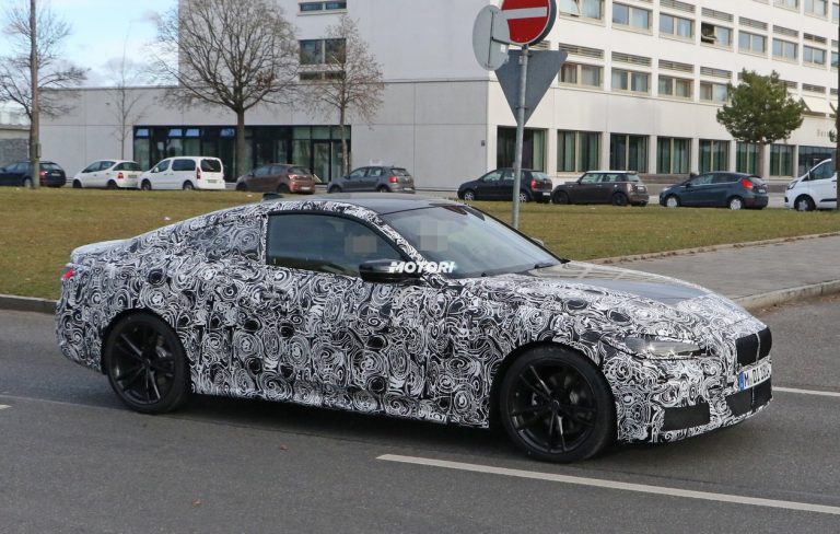 BMW Serie 4: le foto spia