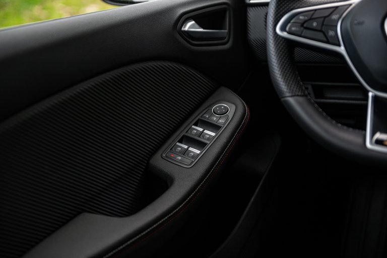 Renault Clio RS Line: la prova su strada