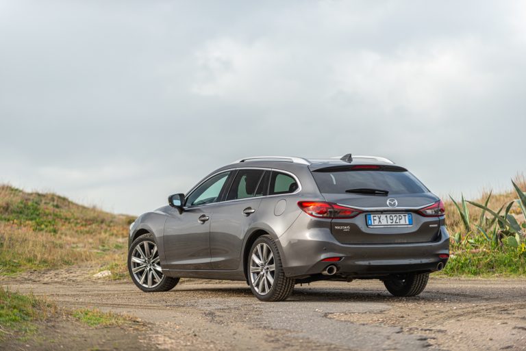 Mazda 6 2.2 Wagon Skyactiv-D AWD: la prova su strada