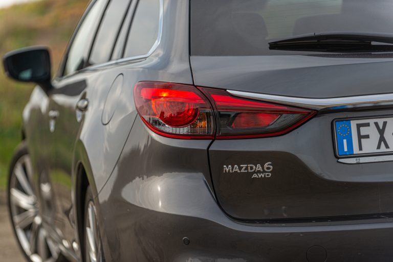 Mazda 6 2.2 Wagon Skyactiv-D AWD: la prova su strada