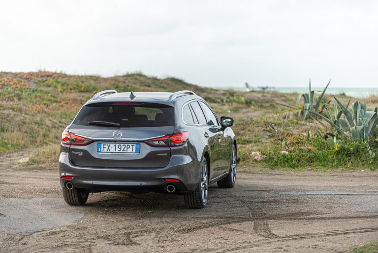 Mazda 6 2.2 Wagon Skyactiv-D AWD: la prova su strada