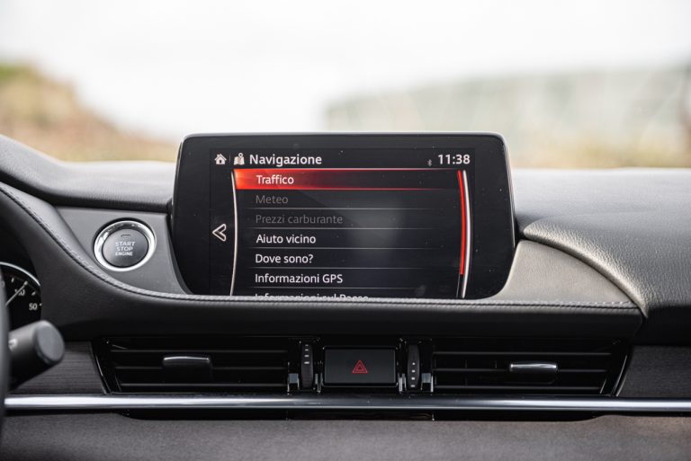 Mazda 6 2.2 Wagon Skyactiv-D AWD: la prova su strada