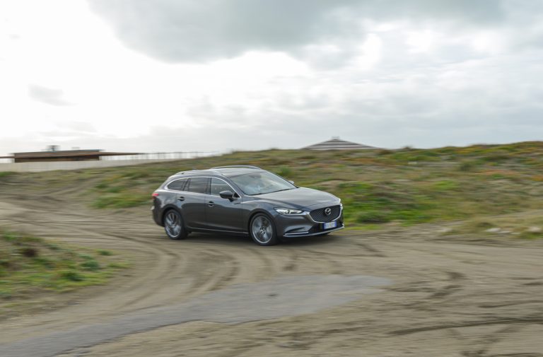 Mazda 6 2.2 Wagon Skyactiv-D AWD: la prova su strada