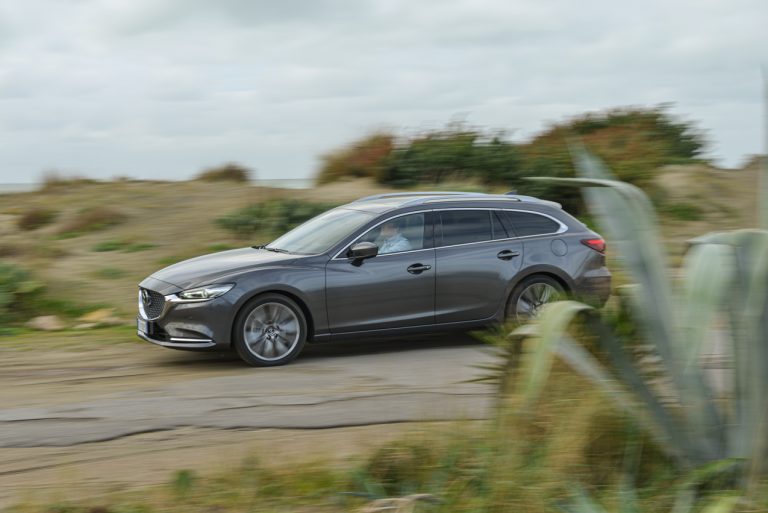 Mazda 6 2.2 Wagon Skyactiv-D AWD: la prova su strada