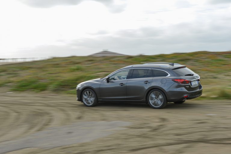 Mazda 6 2.2 Wagon Skyactiv-D AWD: la prova su strada
