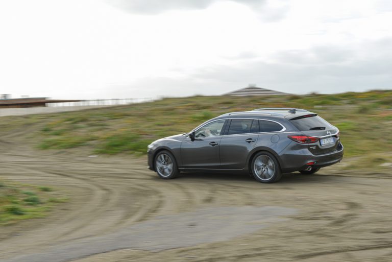 Mazda 6 2.2 Wagon Skyactiv-D AWD: la prova su strada