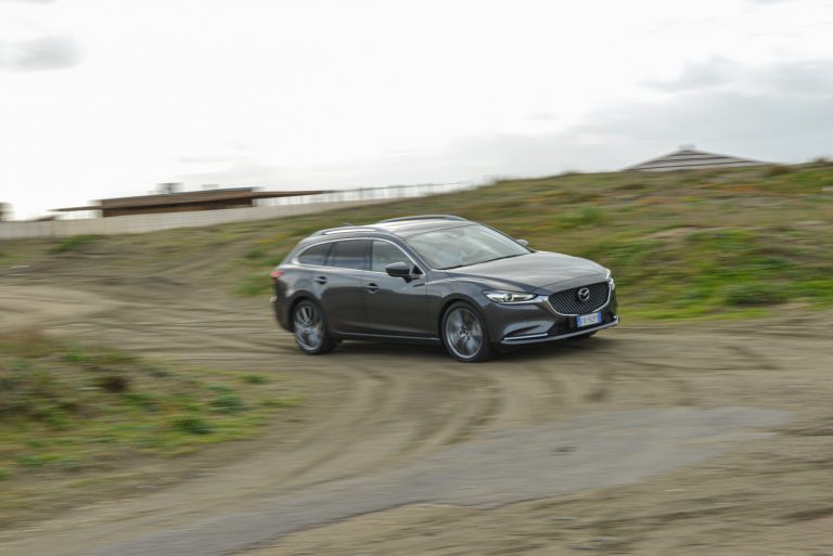 Mazda 6 2.2 Wagon Skyactiv-D AWD: la prova su strada