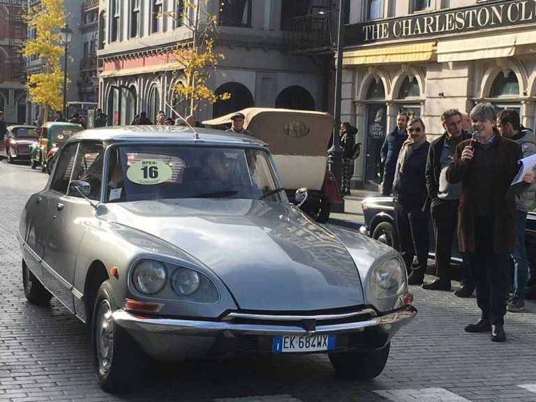 Cine Auto Expo: le auto storiche premiate a Cinecittà
