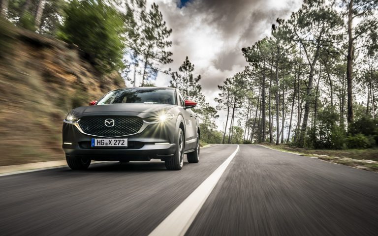 Mazda MX-30: immagini ufficiali