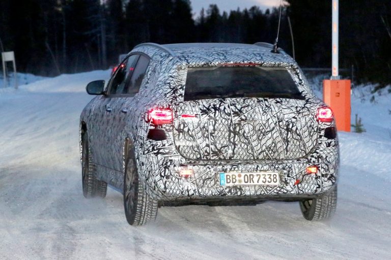 Mercedes EQA, svelato il primo teaser