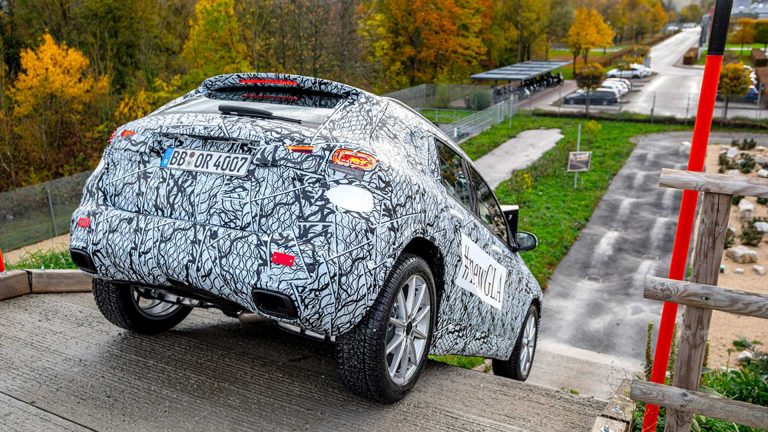 Mercedes GLA 2020: bozzetti e foto dei collaudi